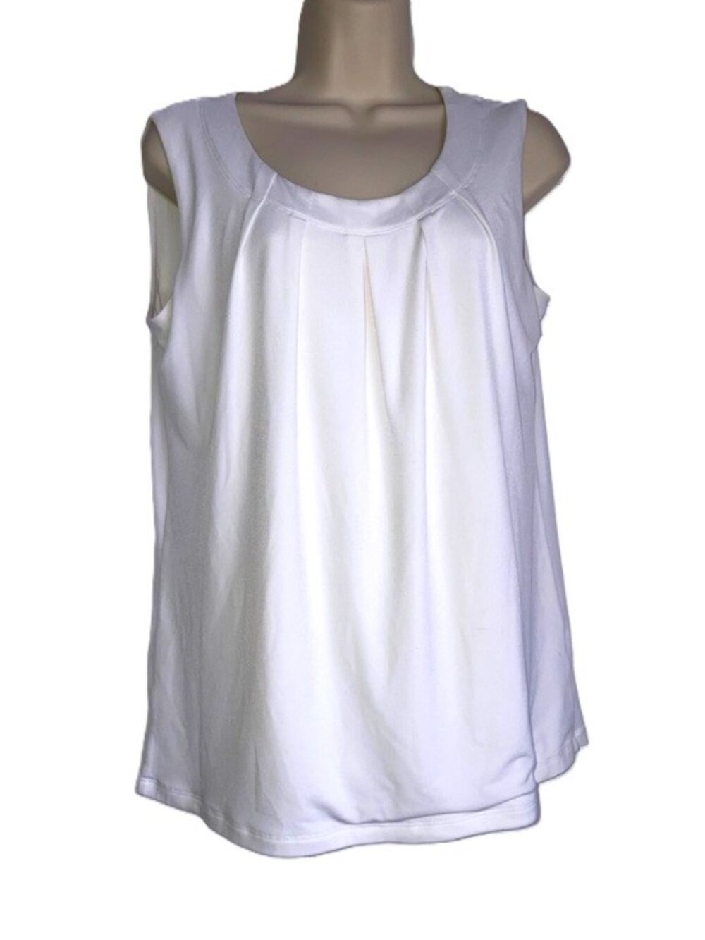 JONES STUDIO Stretch Pleated White Career Casual Top Round Neck Womens Medium